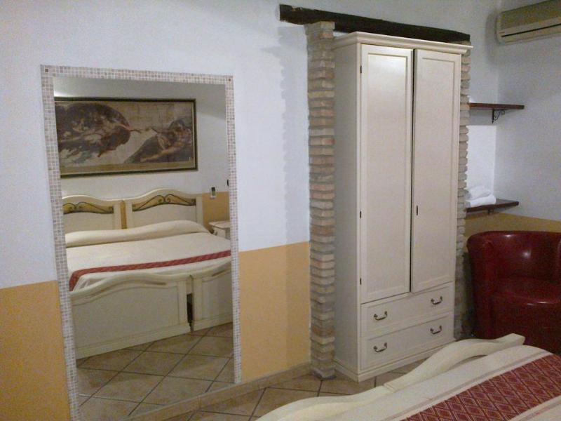 Frühstückspension Sardinia Domus 2*